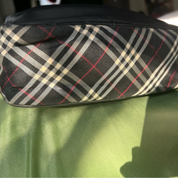 Burberry Black Label Nova Pattern Crossbody - Picture 6 of 12